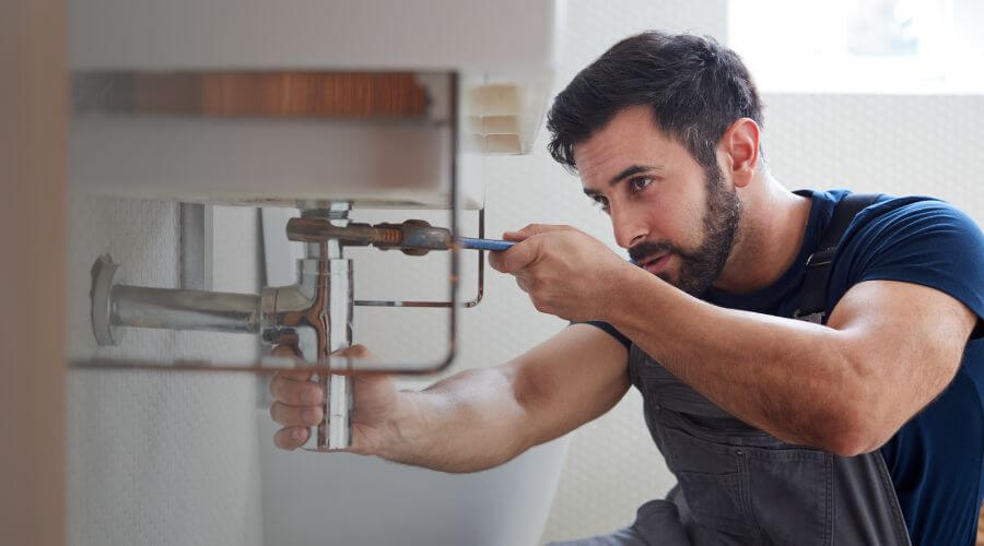 Professional water heater installation services in Newark, TX